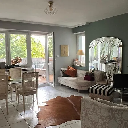Azyl W Apartamencie Augusta Accommodatie bij particulieren *